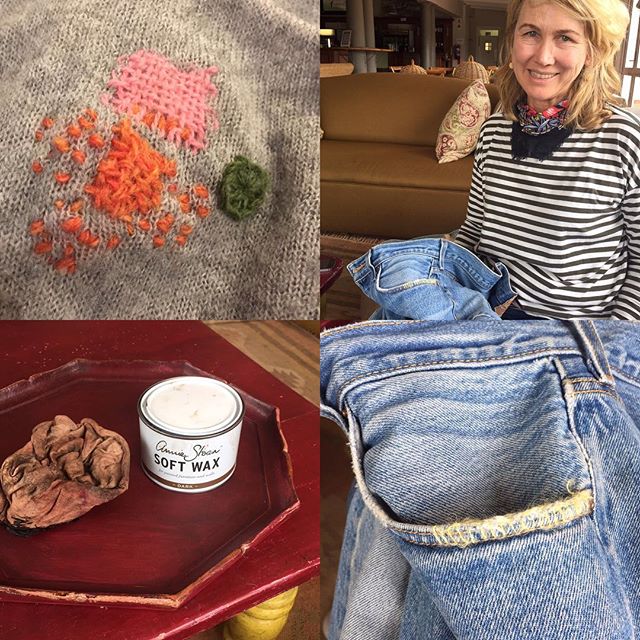 Friday morning  MEND and MOVE Darning Workshop with local ladies. For exchange to give this workshop, I've received a beautifully paint and polished by @chalkpaint  Thank you x金曜の朝、地元の友達とダーニングの集い。繕ってまで衣類を着続けるという発想が馴染まないお土地柄、参加者は個性派かっこいいマダムばかりでした。お礼に チョークペイントで塗られたお盆を頂きました！#darning #repair #mending #visiblemending #barter #mendandmove #chalkpaint #ダーニング #繕い #お直し #物々交換 